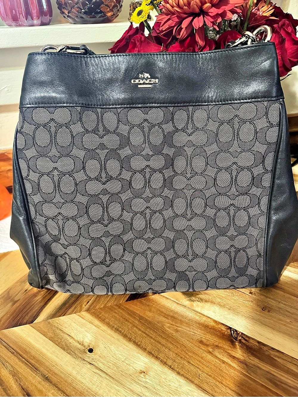 Coach Signature Soho Black Grey Tote Shoulder Bag in Black & Gray
